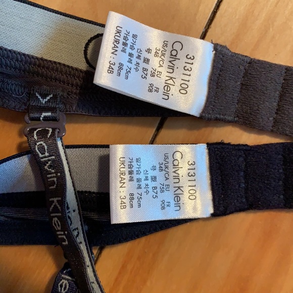 Calvin Klein bra size 34B - Picture 2 of 8